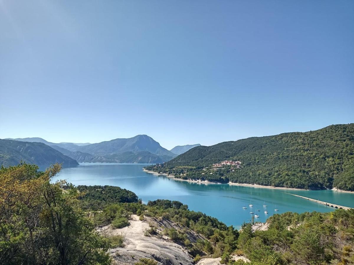 Leparadisachorges Luaran gambar