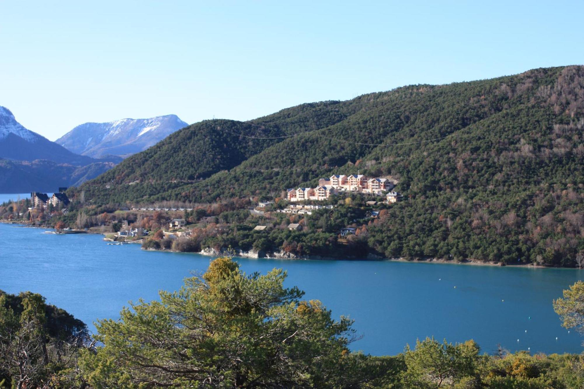 Leparadisachorges Luaran gambar